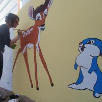 Peinture sur les murs du jardin d'enfants